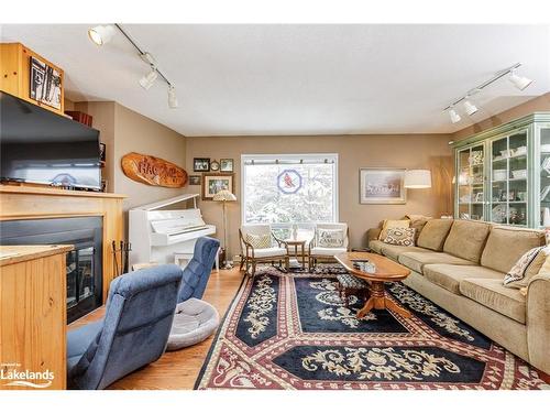 209548 Highway 26, The Blue Mountains, ON - Indoor Photo Showing Living Room With Fireplace