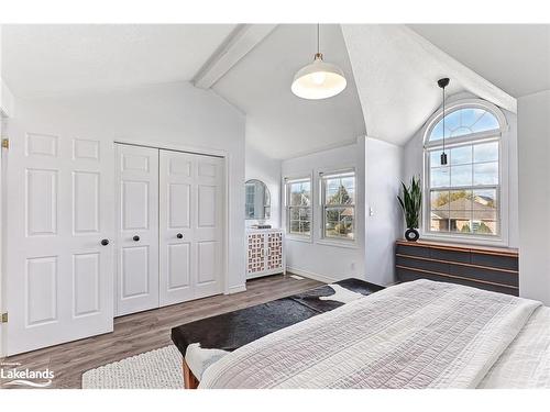 26 Highlands Crescent, Collingwood, ON - Indoor Photo Showing Bedroom