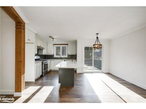 151 Pratt Crescent, Gravenhurst, ON - Indoor Photo Showing Kitchen