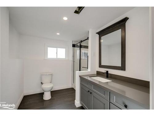 151 Pratt Crescent, Gravenhurst, ON - Indoor Photo Showing Bathroom