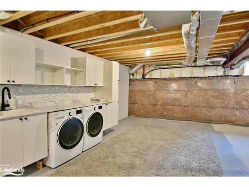 17 Eberhardt Drive, Wasaga Beach, ON - Indoor Photo Showing Laundry Room