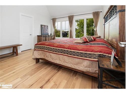 364 Yellow Birch Crescent, The Blue Mountains, ON - Indoor Photo Showing Bedroom