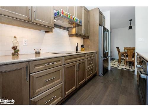 364 Yellow Birch Crescent, The Blue Mountains, ON - Indoor Photo Showing Kitchen With Upgraded Kitchen