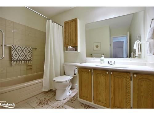 39 Trillium Court, Wasaga Beach, ON - Indoor Photo Showing Bathroom