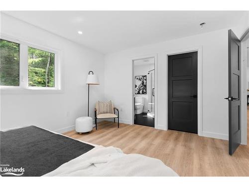 710 Domtar Road, Utterson, ON - Indoor Photo Showing Bedroom