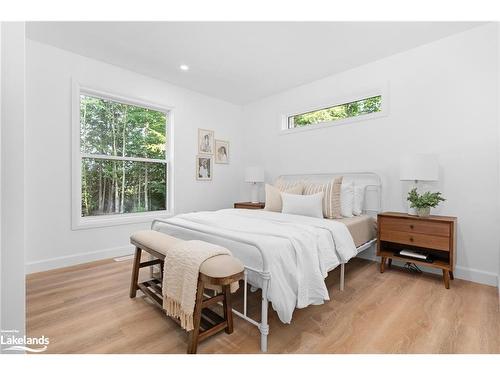 710 Domtar Road, Utterson, ON - Indoor Photo Showing Bedroom