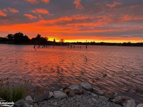 5 Holland Avenue, Byng Inlet, ON - Outdoor With Body Of Water With View