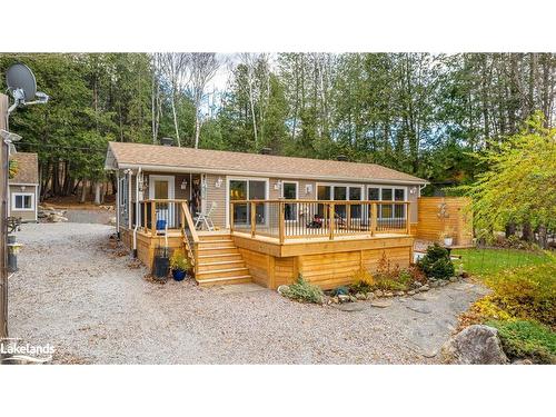 1086 Providence Drive, Algonquin Highlands, ON - Outdoor With Deck Patio Veranda