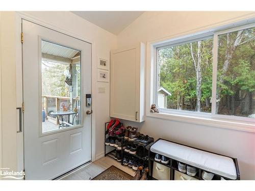 1086 Providence Drive, Algonquin Highlands, ON - Indoor Photo Showing Other Room