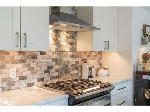 1086 Providence Drive, Algonquin Highlands, ON - Indoor Photo Showing Kitchen With Upgraded Kitchen