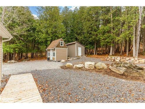 1086 Providence Drive, Algonquin Highlands, ON - Outdoor