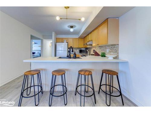 2C-194 River Road E, Wasaga Beach, ON - Indoor Photo Showing Kitchen