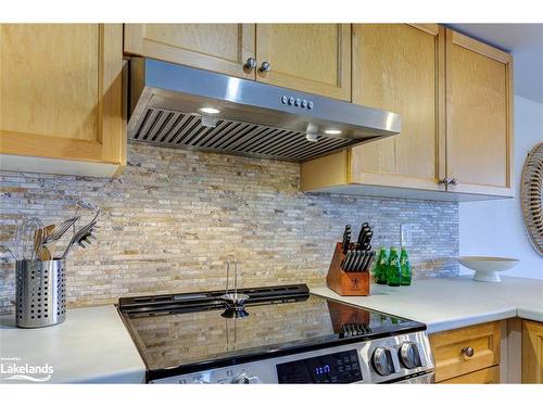 2C-194 River Road E, Wasaga Beach, ON - Indoor Photo Showing Kitchen