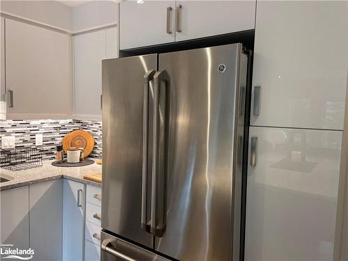 44 Conservation Way, Collingwood, ON - Indoor Photo Showing Kitchen