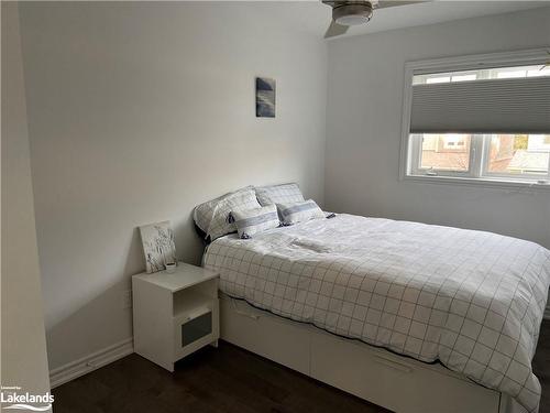 44 Conservation Way, Collingwood, ON - Indoor Photo Showing Bedroom