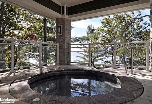 4-1869 Muskoka District Road 118 West, Muskoka Lakes, ON - Outdoor