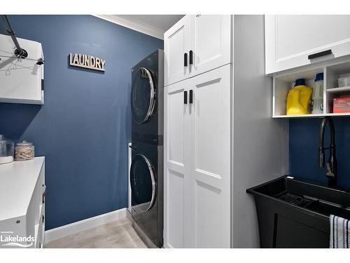 879 15Th Street W, Georgian Bluffs, ON - Indoor Photo Showing Laundry Room