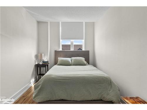 15 Foley Crescent, Collingwood, ON - Indoor Photo Showing Bedroom