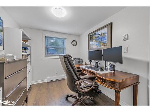 9 Evans Drive, Tiny, ON - Indoor Photo Showing Office