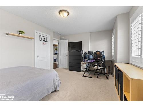 79 Lockerbie Crescent, Collingwood, ON - Indoor Photo Showing Bedroom