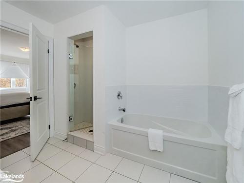 51 Rockmount Crescent, Gravenhurst, ON - Indoor Photo Showing Bathroom