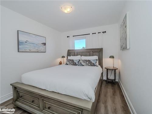 51 Rockmount Crescent, Gravenhurst, ON - Indoor Photo Showing Bedroom