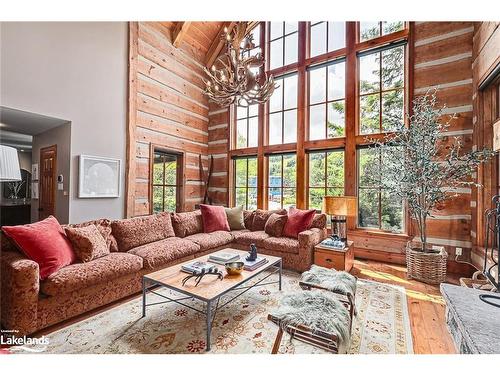 146 Wyandot Court, The Blue Mountains, ON - Indoor Photo Showing Living Room