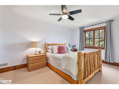 146 Wyandot Court, The Blue Mountains, ON - Indoor Photo Showing Bedroom