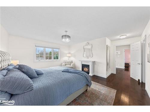 3 Brechin Crescent, Oro-Medonte, ON - Indoor Photo Showing Bedroom