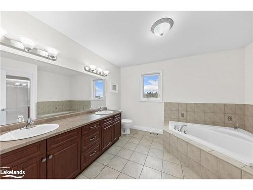 3 Brechin Crescent, Oro-Medonte, ON - Indoor Photo Showing Bathroom