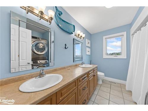 3 Brechin Crescent, Oro-Medonte, ON - Indoor Photo Showing Bathroom