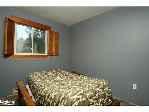 180 Escarpment Crescent, Collingwood, ON - Indoor Photo Showing Bedroom