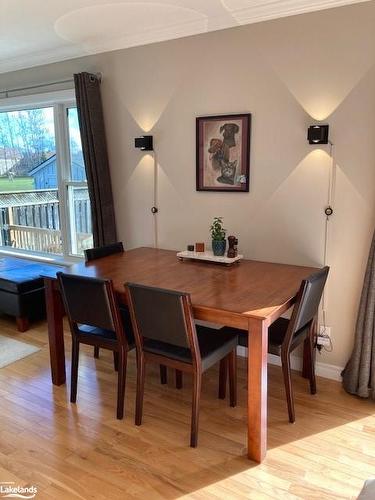 553 1St Street Sw, Owen Sound, ON - Indoor Photo Showing Dining Room