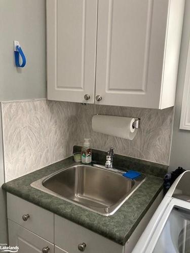 553 1St Street Sw, Owen Sound, ON - Indoor Photo Showing Kitchen