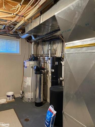 553 1St Street Sw, Owen Sound, ON - Indoor Photo Showing Basement