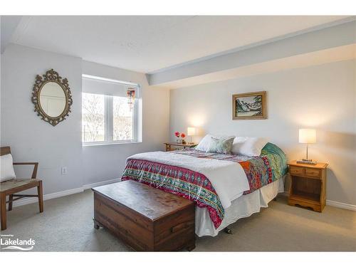 204-11 Beck Boulevard, Penetanguishene, ON - Indoor Photo Showing Bedroom