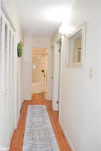 22-26 Herman Avenue, Huntsville, ON - Indoor Photo Showing Other Room