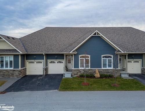 4 Sutton Lane, Collingwood, ON - Outdoor With Facade