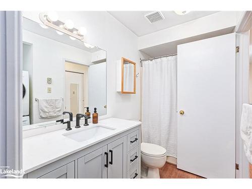 10-140 Albert Street, Collingwood, ON - Indoor Photo Showing Bathroom