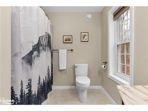 563 Ski Hill Road, Nipissing, ON - Indoor Photo Showing Bathroom