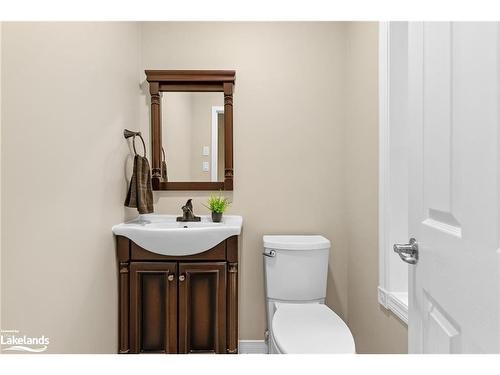 563 Ski Hill Road, Nipissing, ON - Indoor Photo Showing Bathroom