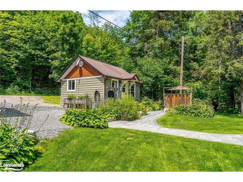 1169 Crooked House Road, Minden Hills, ON - Outdoor