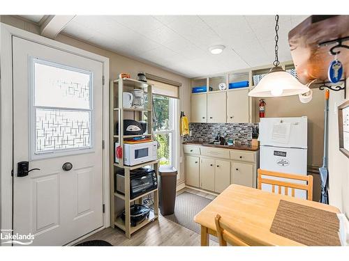 1169 Crooked House Road, Minden Hills, ON - Indoor Photo Showing Kitchen