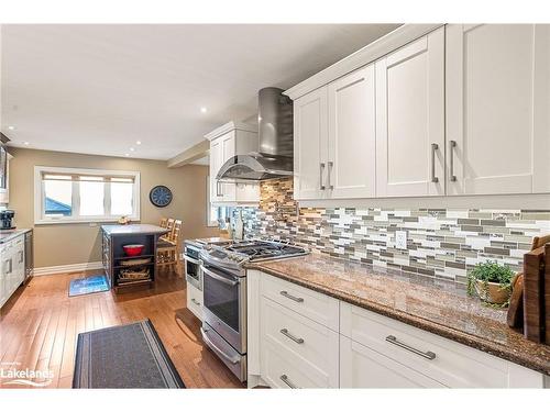 1169 Crooked House Road, Minden Hills, ON - Indoor Photo Showing Kitchen With Upgraded Kitchen