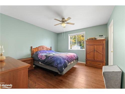 55 Breithaupt Crescent, Tiny, ON - Indoor Photo Showing Bedroom