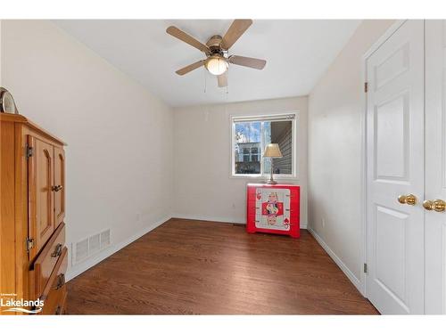 55 Breithaupt Crescent, Tiny, ON - Indoor Photo Showing Other Room