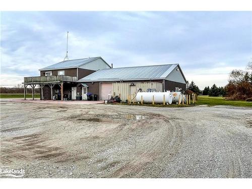 9523 County Rd 10, Clearview, ON 