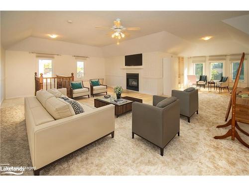 14 Marsh Harbour, Aurora, ON - Indoor Photo Showing Living Room With Fireplace