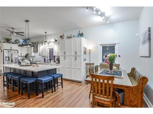 445 Peter Street N, Orillia, ON - Indoor Photo Showing Dining Room