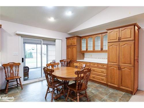 57 Fairway Avenue, Meaford, ON - Indoor Photo Showing Dining Room